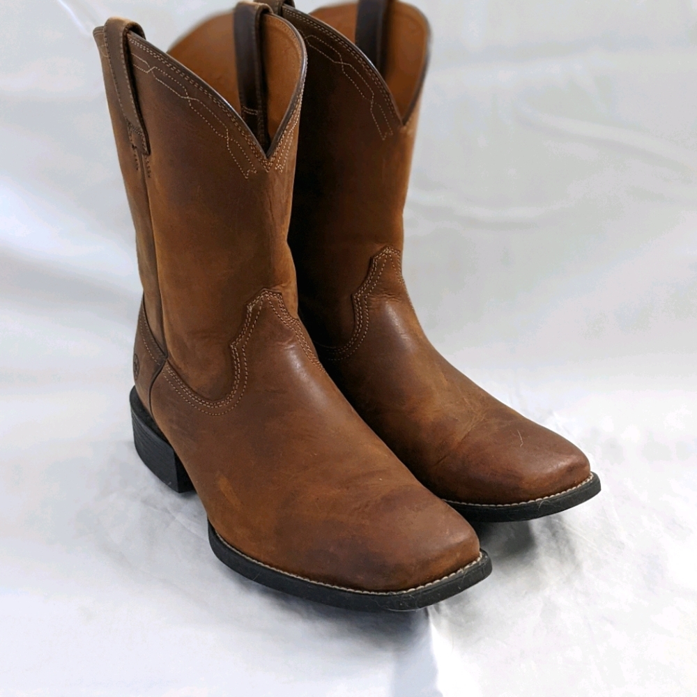 Men's Ariat Square Toe Boots